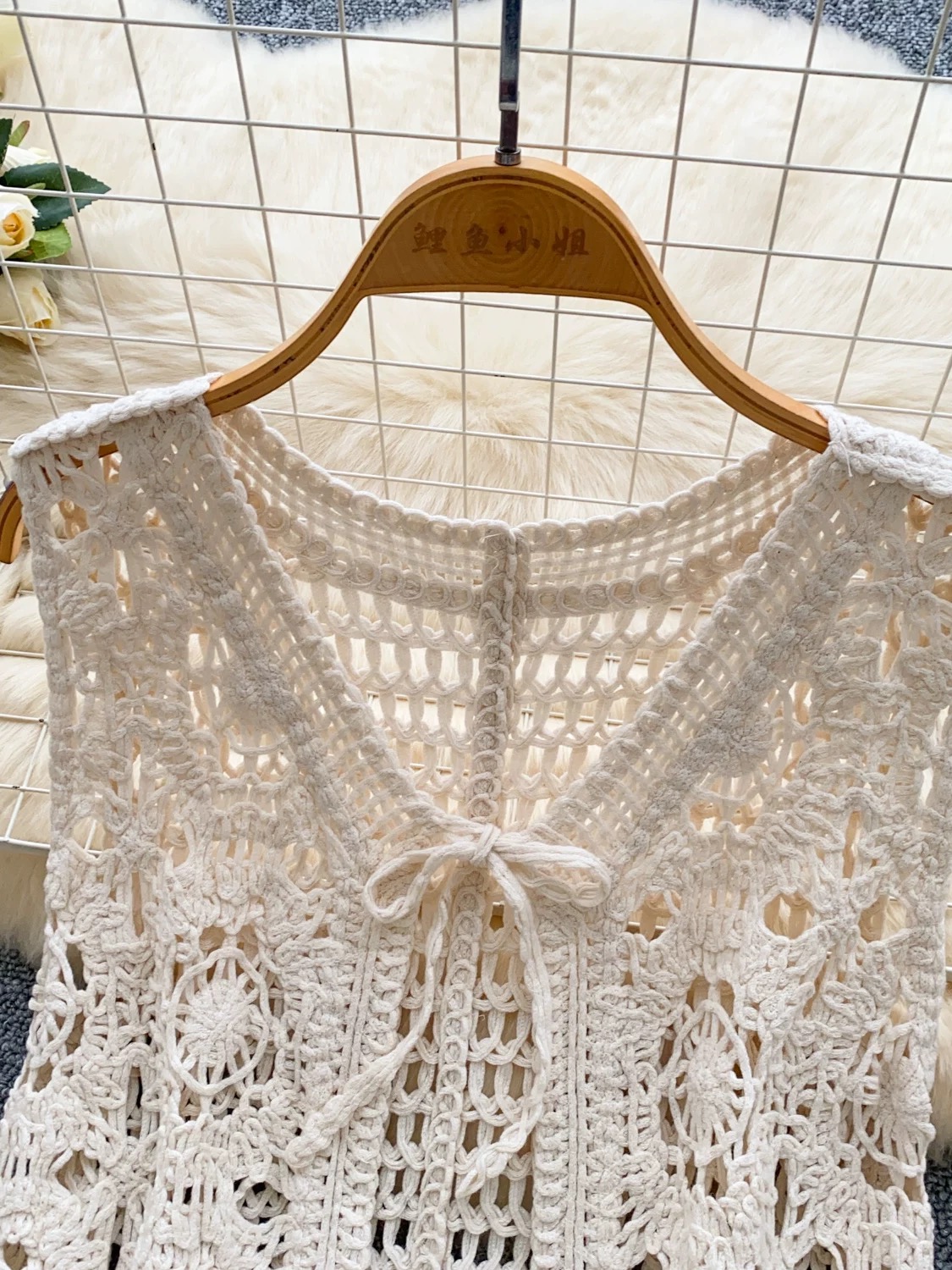 Show me more tank top KTO186 images